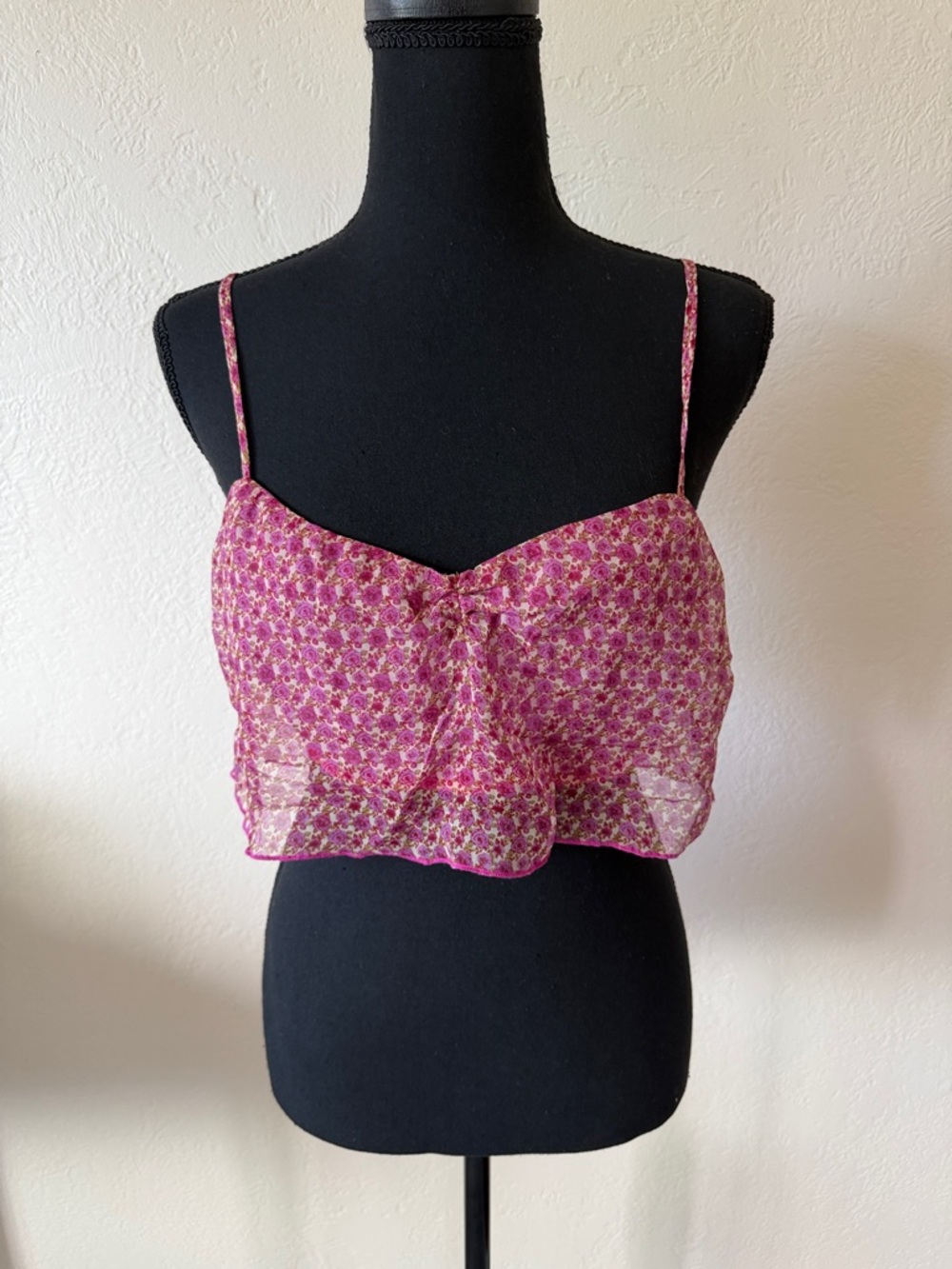 EUC FREE PEOPLE SILK Pink Floral Sheer Cropped Cami SIZE LARGE